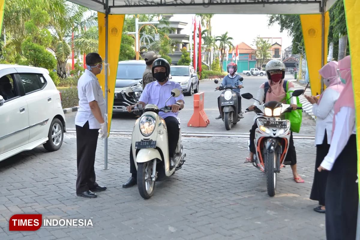 Diduga Tertipu SK PNS Palsu, Belasan Korban Sempat 'Ngantor' di Pemkab Gresik