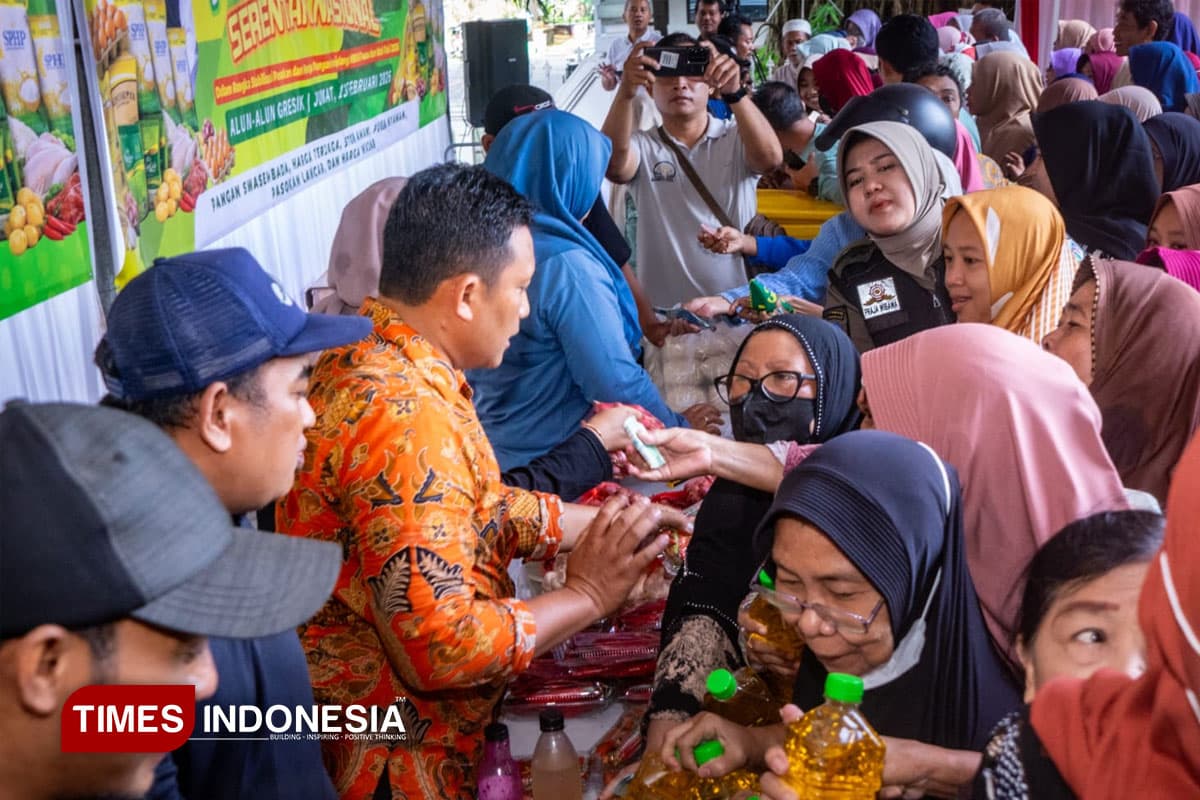 Jaga Stabilitas Harga Jelang Ramadan, Pemkab Gresik Gelar Pasar Sembako Murah