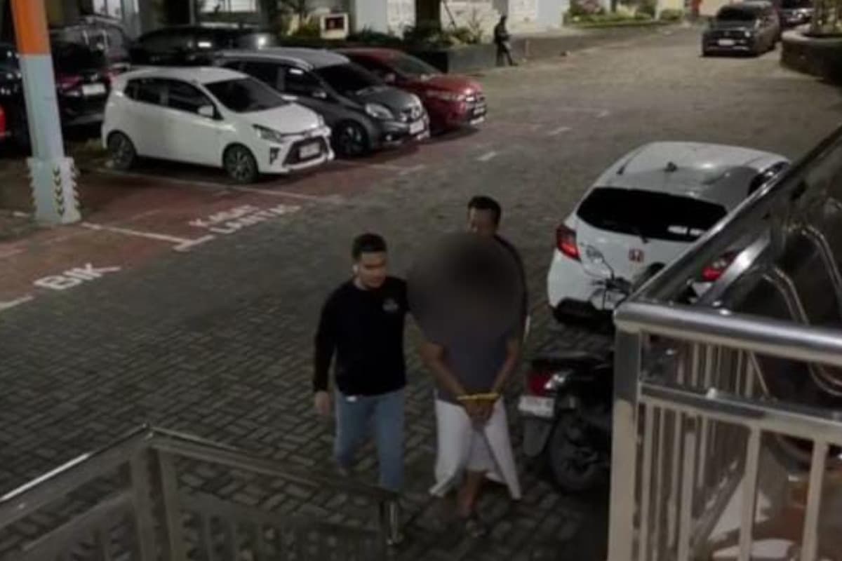 Rumah Dibakar Massa, Pelaku Pembacokan Patrol Sahur di Gresik Akhirnya Ditangkap